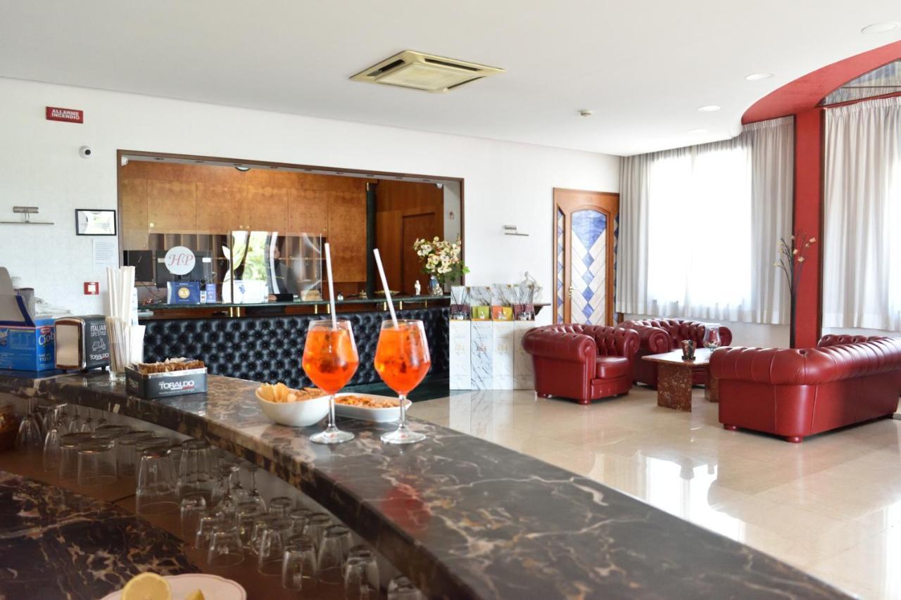Hotel Paradiso ลาโกปาเตรีย ภายนอก รูปภาพ