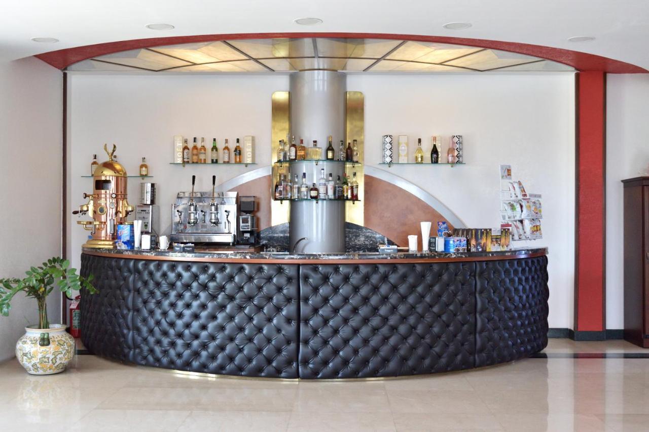 Hotel Paradiso ลาโกปาเตรีย ภายนอก รูปภาพ