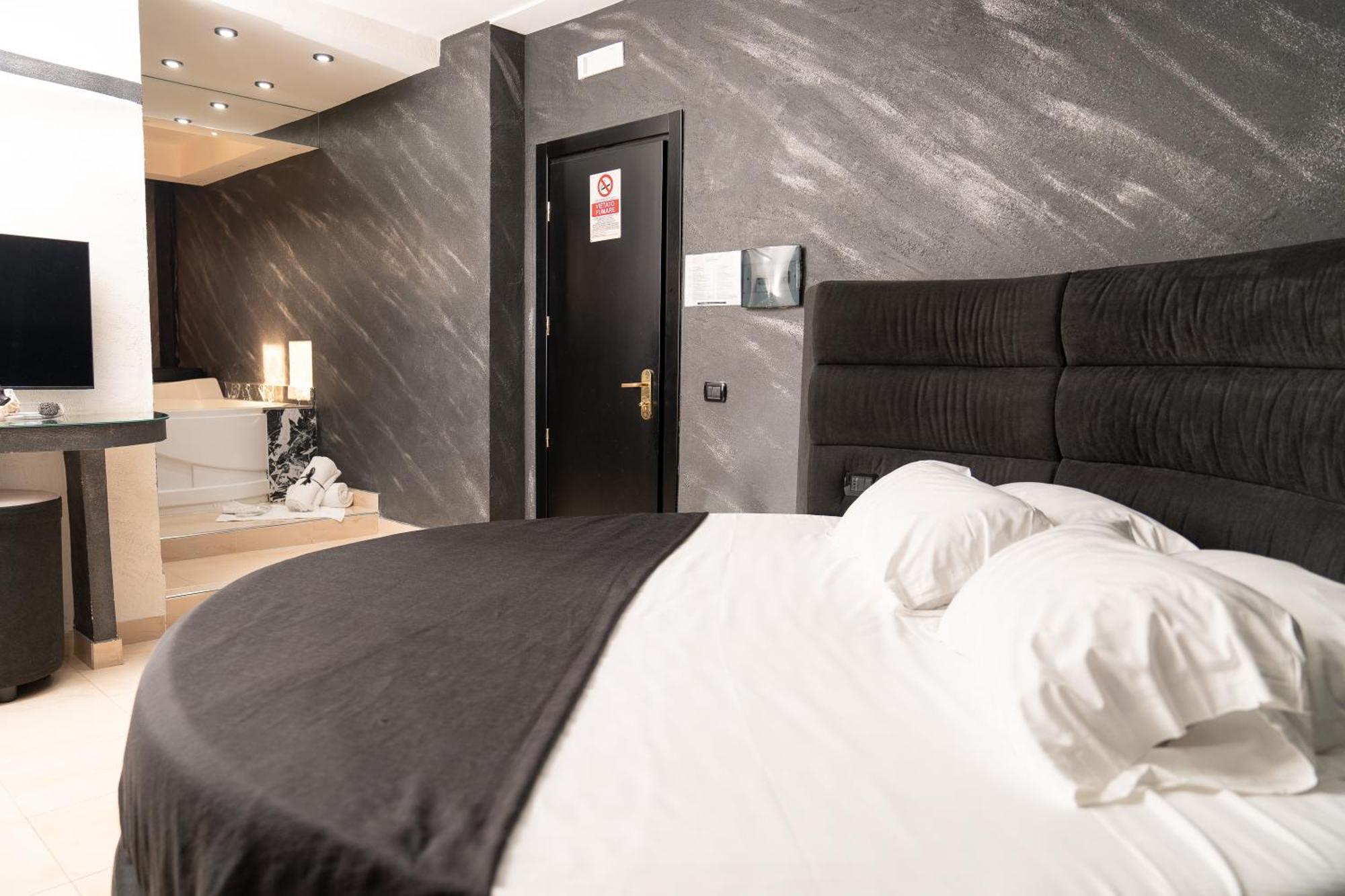 Hotel Paradiso ลาโกปาเตรีย ภายนอก รูปภาพ
